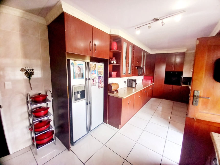 3 Bedroom Property for Sale in Vaalpark Free State